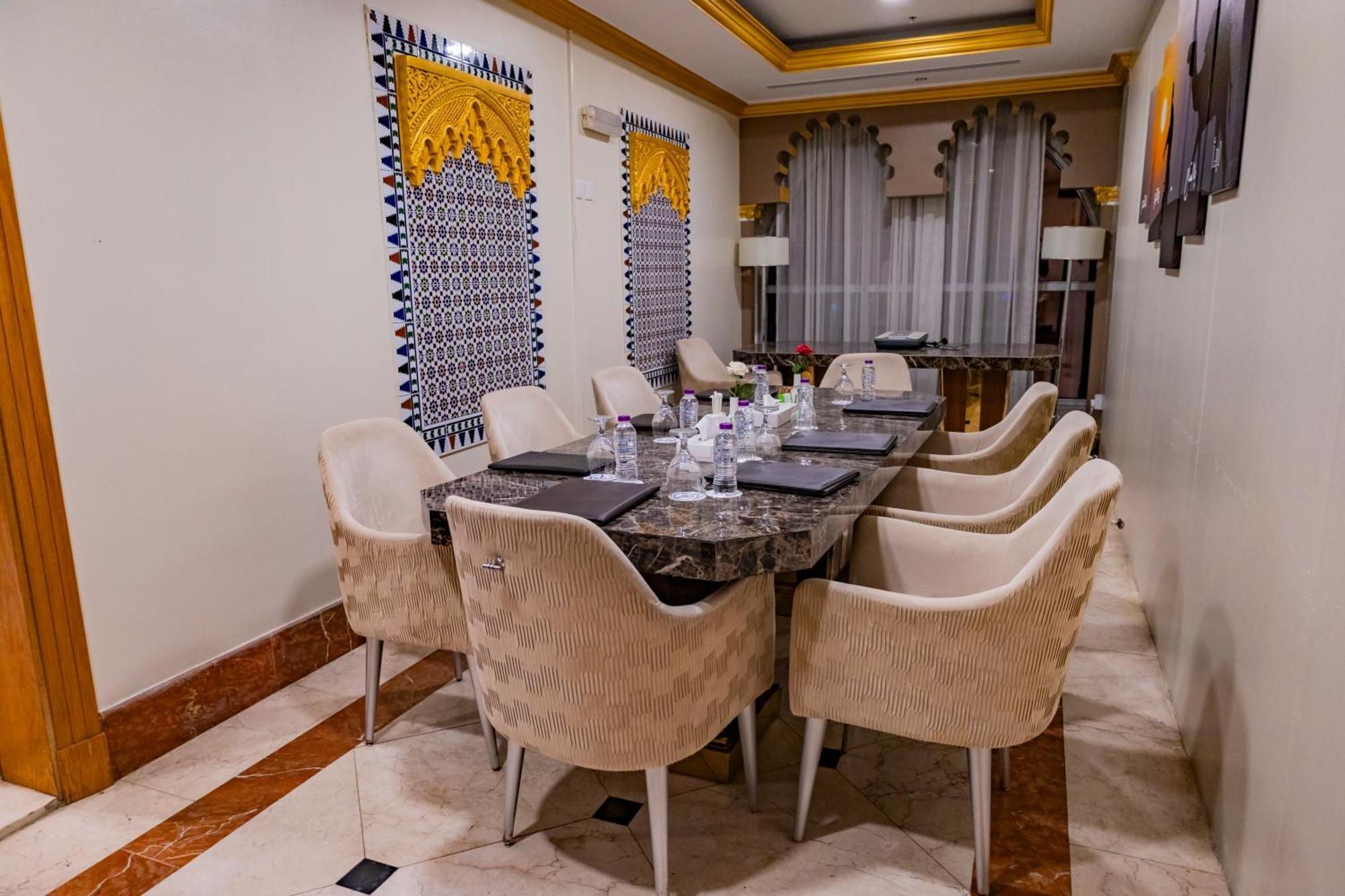 Al Ritz Al Madinah Hotell Medina Exteriör bild